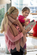 EXKLUSIV - Daniela Katzenberger mit Tochter Sophia beim Shoppen