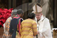 NEWS - Papst erteilt Urbi et Orbi in Rom