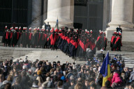 NEWS - Papst erteilt Urbi et Orbi in Rom