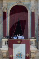 NEWS - Papst erteilt Urbi et Orbi in Rom