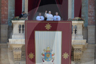 NEWS - Papst erteilt Urbi et Orbi in Rom