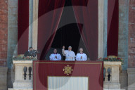 NEWS - Papst erteilt Urbi et Orbi in Rom
