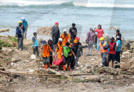 NEWS - Indonesien: Behörden weiten Suche nach Tsunami-Opfern aus