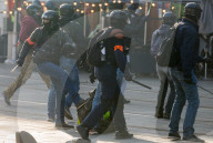 NEWS - Frankreich: Ausschreitung bei Demonstrationen der Gelb Westen in Nantes
