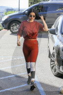 PEOPLE -  Selena Gomez geht stylish ins Pilates in LA