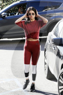 PEOPLE -  Selena Gomez geht stylish ins Pilates in LA