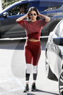 PEOPLE -  Selena Gomez geht stylish ins Pilates in LA
