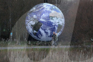 FEATURE - Pix of the Day: Bilder des Tages
