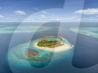 FEATURE - Ferien im Paradis