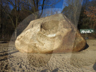 FEATURE - Goldklumpen am Hamburger Elbstrand