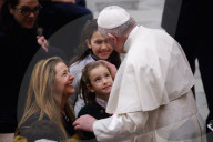 NEWS - Rom: Papst Franziskus empfängt einen kubanischen Zirkus