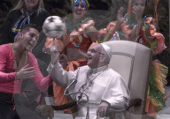 NEWS - Rom: Papst Franziskus empfÃ¤ngt einen kubanischen Zirkus