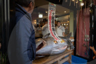 NEWS - Tokio: Thunfisch Auktion auf dem Toyosu-Fischmarkt
