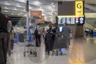 NEWS - London: Eine Drohnen-Warnung legt den Flughafen Heathrow lahm