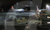 NEWS - London: Eine Drohnen-Warnung legt den Flughafen Heathrow lahm
