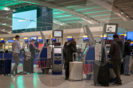 NEWS - London: Eine Drohnen-Warnung legt den Flughafen Heathrow lahm