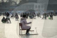 FEATURE - China: Winteraktivitäten in Peking