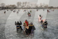 FEATURE - China: Winteraktivitäten in Peking