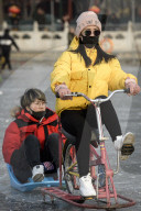 FEATURE - China: Winteraktivitäten in Peking