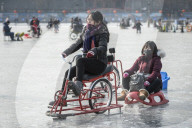 FEATURE - China: Winteraktivitäten in Peking