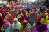 NEWS - Bangladesch: Demonstrationen von Textil Arbeiterinnen in Dhaka 