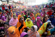 NEWS - Bangladesch: Demonstrationen von Textil Arbeiterinnen in Dhaka 