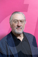 STUDIO - Robert De Niro