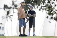 PEOPLE - Tom Holland übt den Abschlag auf Honolulu
