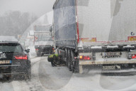 NEWS - Heftige Schneefälle in Österreich