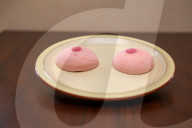 FEATURE - Süsse Versuchung: Schnäppchenladen verkauft anstössige Marshmallows