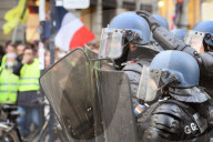 NEWS - Frankreich: Gilets Jaunes protestieren in Bordeaux