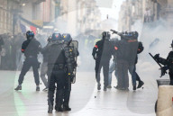 NEWS - Frankreich: Gilets Jaunes protestieren in Bordeaux
