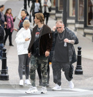 EXKLUSIV - Jonathan Cheban in Beverly Hills unterwegs