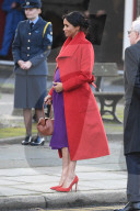 PEOPLE - Prinz Harry mit der schwangeren Meghan zu Besuch in Birkenhead