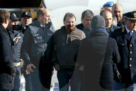 NEWS - Italien: Der verhaftete Cesare Battisti ist in Rom gelandet