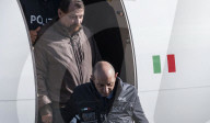 NEWS - Italien: Der verhaftete Cesare Battisti ist in Rom gelandet