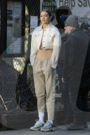 PEOPLE - Gigi Hadid posiert bei einem Fotoshooting in New York