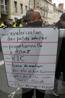 NEWS - Frankreich: Proteste der Gilet Jaunes 