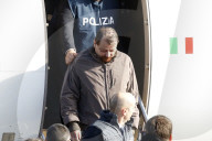 NEWS - Linksextremist Cesare Battisti wird nach Italien ausgeliefert 