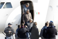 NEWS - Linksextremist Cesare Battisti wird nach Italien ausgeliefert 