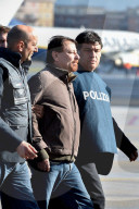 NEWS - Linksextremist Cesare Battisti wird nach Italien ausgeliefert 