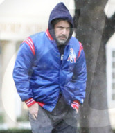 EXKLUSIV -  Ben Affleck im Schlabber-Siff-Look im regnerischen Brentwood unterwegs