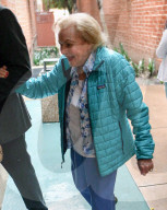 EXKLUSIV - Betty White: Mit 97 Jahren noch gut im Schuss