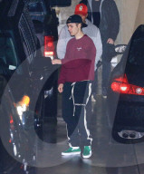 PEOPLE - Kourtney Kardashian und Justin Bieber verlassen die Kirche in Hollywood