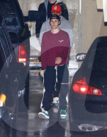 PEOPLE - Kourtney Kardashian und Justin Bieber verlassen die Kirche in Hollywood