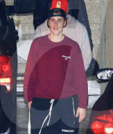 PEOPLE - Kourtney Kardashian und Justin Bieber verlassen die Kirche in Hollywood