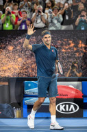PEOPLE - Australian Open: Taylor Fritz gegen Roger Federer - Mirka mit ihrer Tochter in der Zuschauerbox