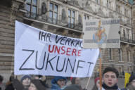 FEATURE - Pix of the Day: Bilder des Tages