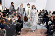 PEOPLE - Kaia Gerber auf dem Catwalk für Sacai