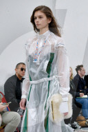 PEOPLE - Kaia Gerber auf dem Catwalk für Sacai